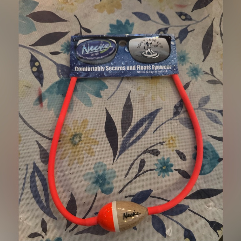 Neckz Floating Glasses strap.